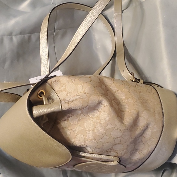 ** BNWT**Authentic Coach BackPack Bag - Picture 5 of 17